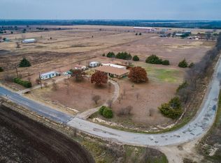 1720 E Highland Rd, Waxahachie, TX 75167