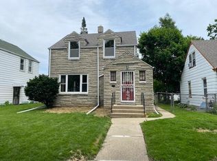 4242 N 28th St, Milwaukee, WI 53216