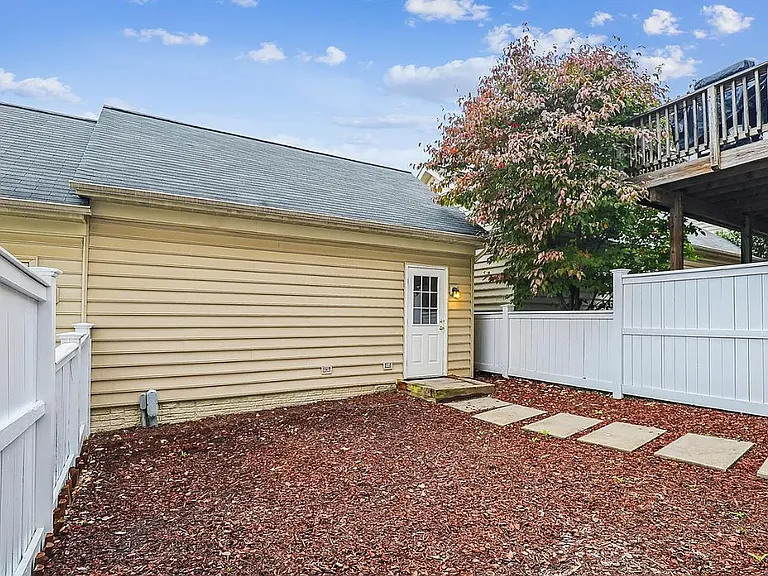 23916 Trading Post Dr — Photo 49