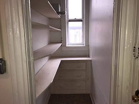 4th image of 1924 W Superior St #1