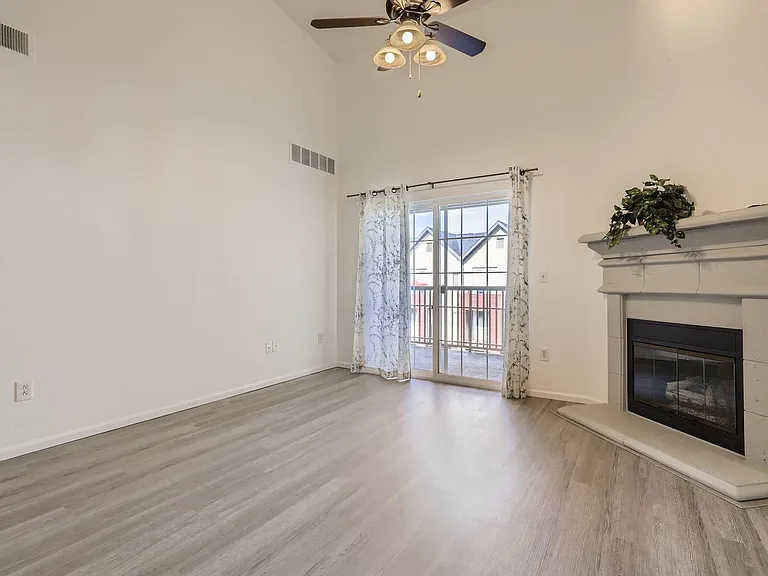 3872 S Dallas St #7-303 — Photo 4