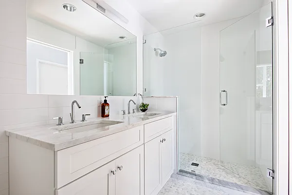 Sold by Stribling | media 4