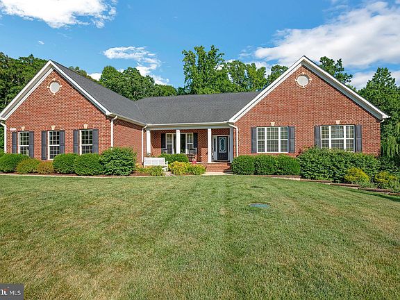 2nd image of 25912 Brook Haven Ct