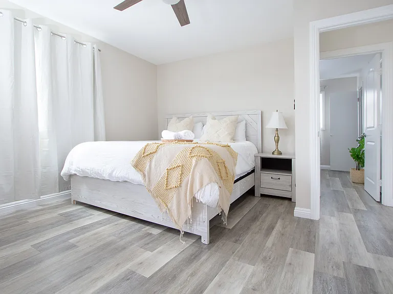 9922 Cheshire Ave — Photo 3