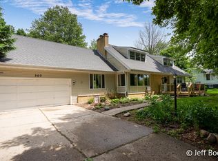 307 Iowa St, Whitehall, MI 49461