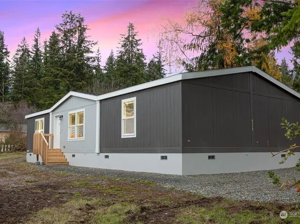 4357 Paradise Place, Clinton, WA 98236
