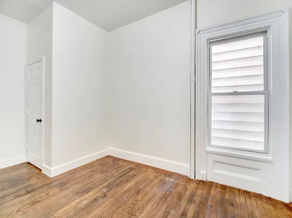 31 Lexington Avenue image 5 of 17