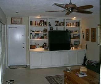 2nd image of 1215 Walnut Ter