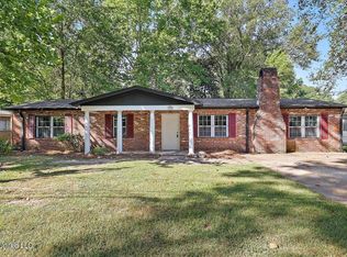 1079 Maria Dr, Jackson, MS 39204
