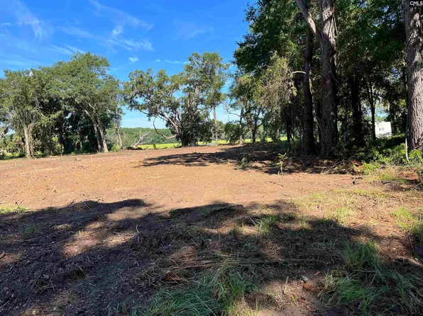 141B Coffin Point Rd, Saint Helena Island, SC 29920