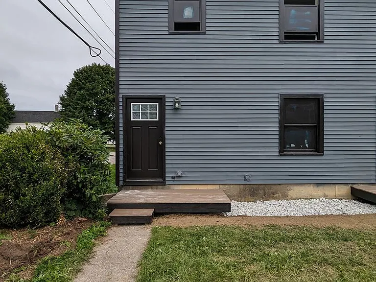 139 Union St — Photo 32