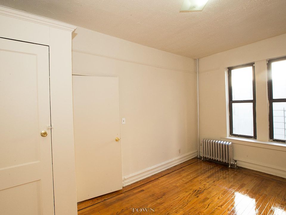 2nd image of 1470 Sterling Pl APT 3J