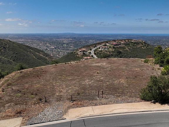 3rd image of 75-8473 Via Rancho Cielo