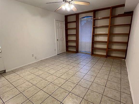 4th image of 4627 Wild Indigo Street #592