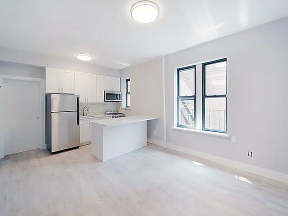3rd image of 100 W 139th St APT 37