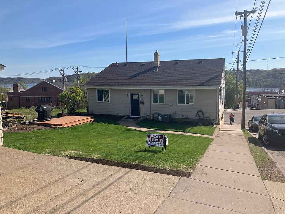1st image of 104 Olive St W