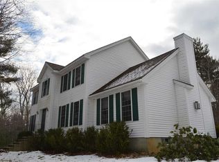 33 Watson Hill Rd, Raymond, NH 03077