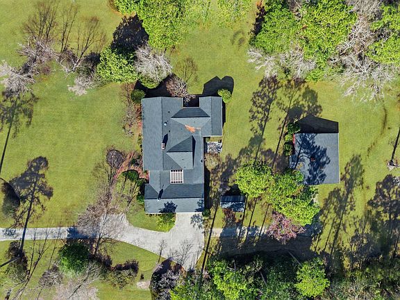 2nd image of 429 Fox Bay Rd. #Fox Bay Estates