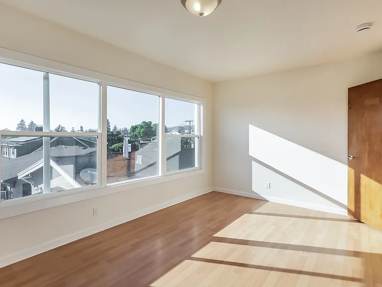 2849 Delaware St #4 — Photo 9