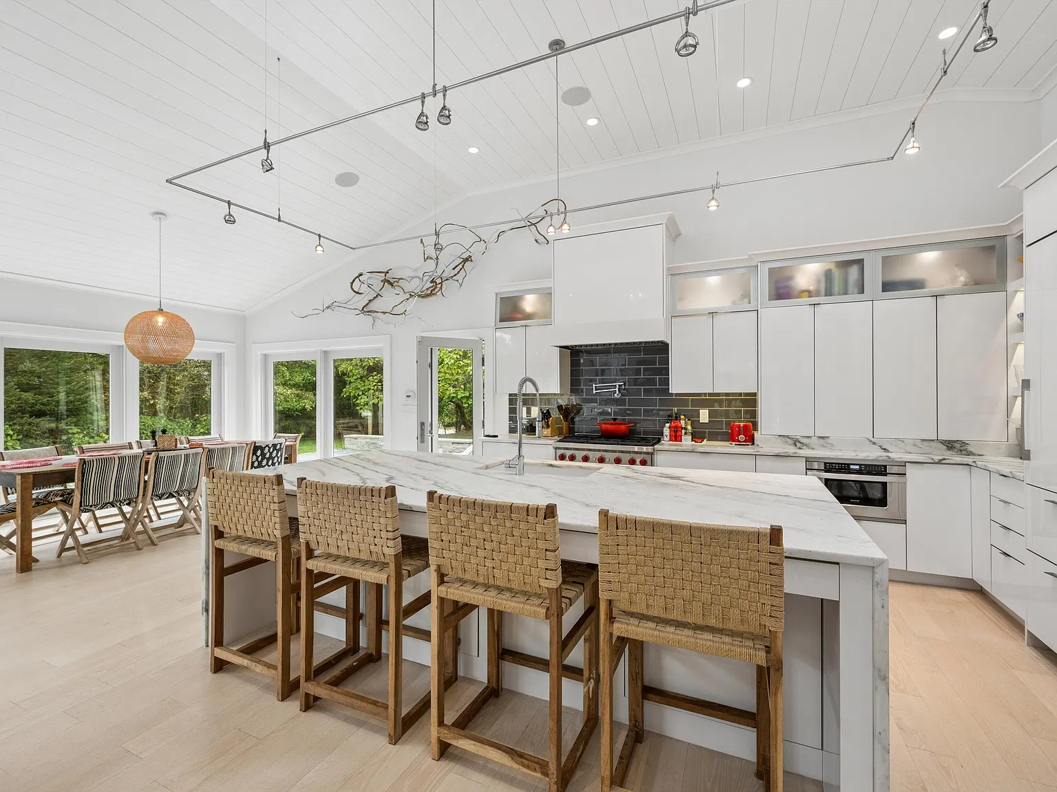Just Listed In The Amagansett Dunes — Photo 4