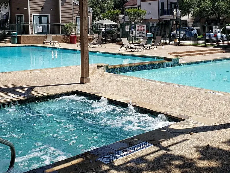 2300 Balsam Dr #G110 — Photo 16