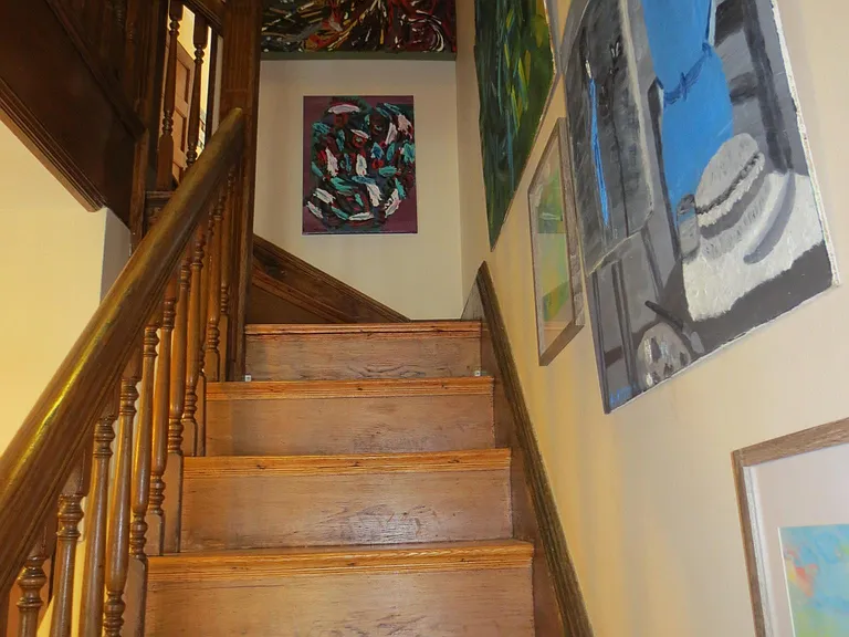 206 Lancaster St — Photo 9