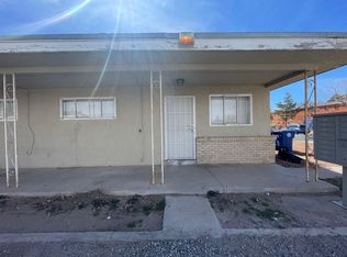1124 Palomas Dr SE #A & B, Albuquerque, NM 87108