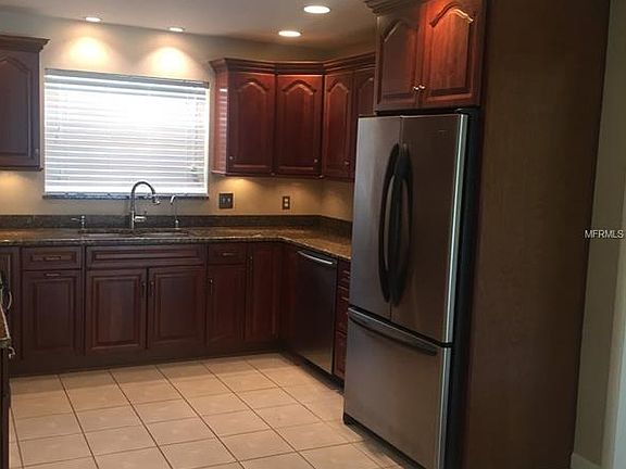 5th image of 4214 Braemar Ave