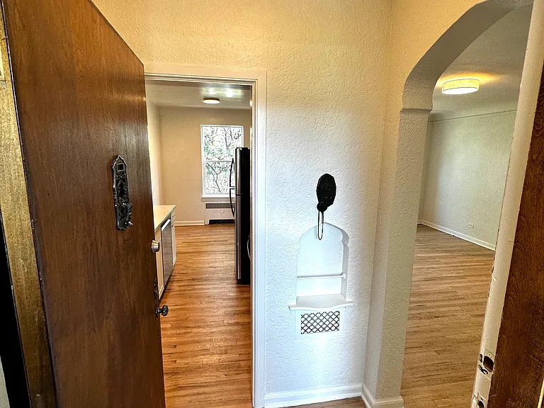 1273 N Cook St #6 — Photo 21