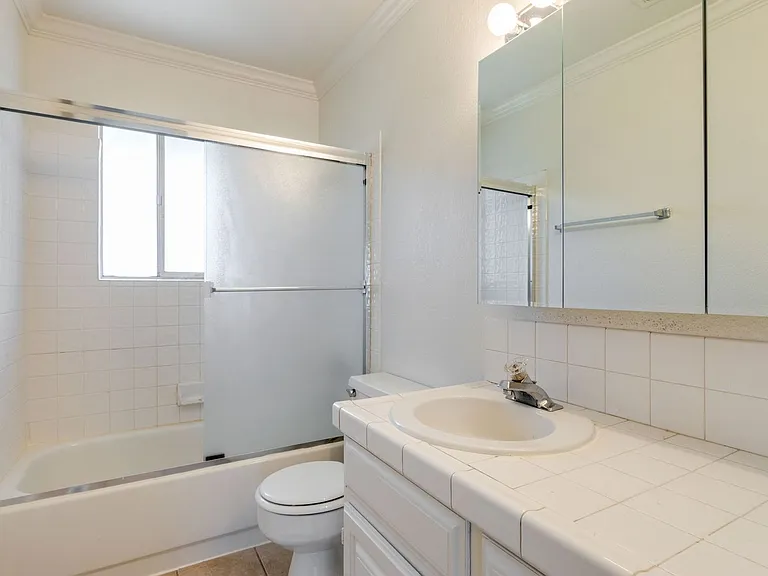 1312 Ash Dr — Photo 15
