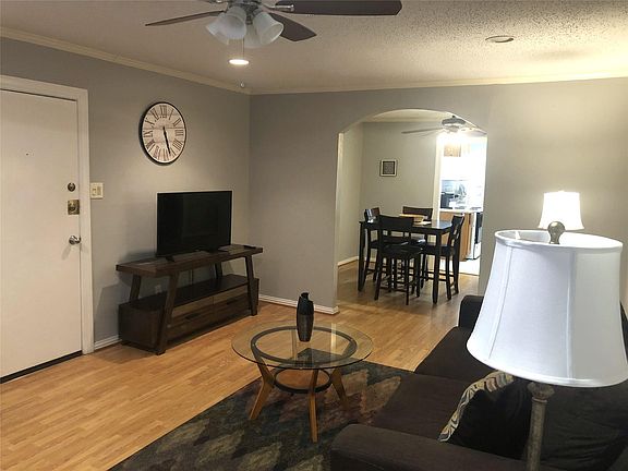 5th image of 5417 Ennis St APT 4