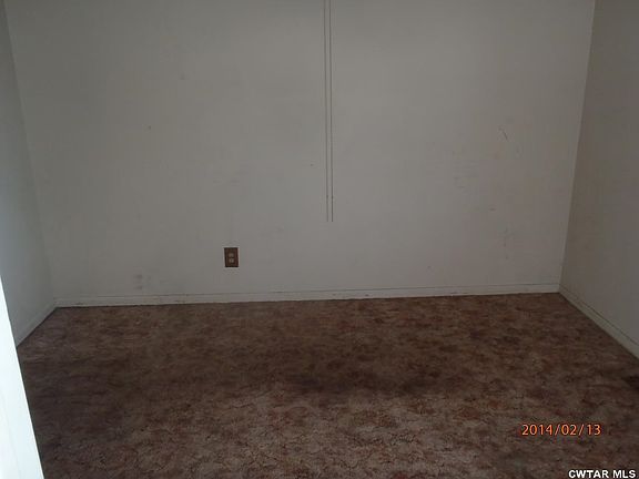 3rd image of 70 Camellia Dr