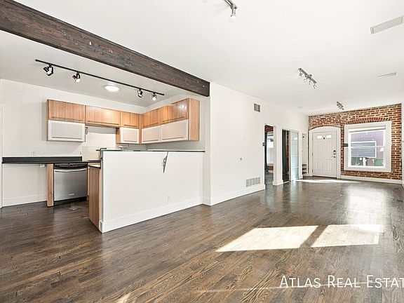 3rd image of 2539 W 27th Ave #L