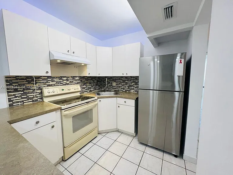 1780 79th Street Cswy #C312 — Photo 4
