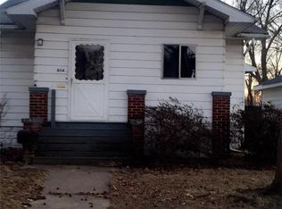 854 Esther Ave, Wood River, IL