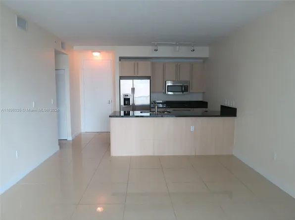 1111 SW 1st Ave, Miami, FL