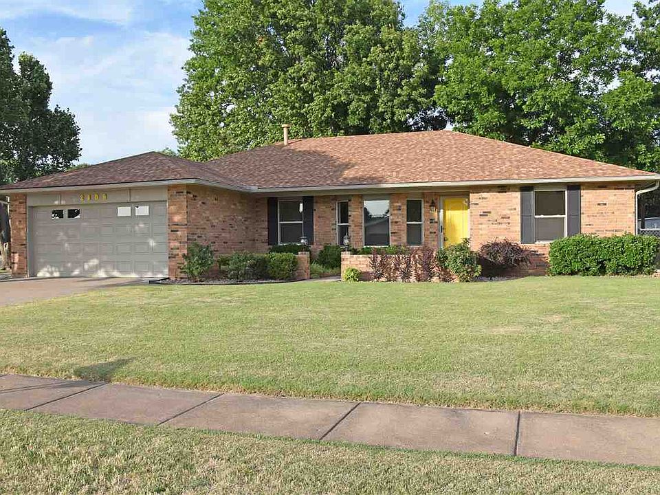 1st image of 2409 Barclay Pl