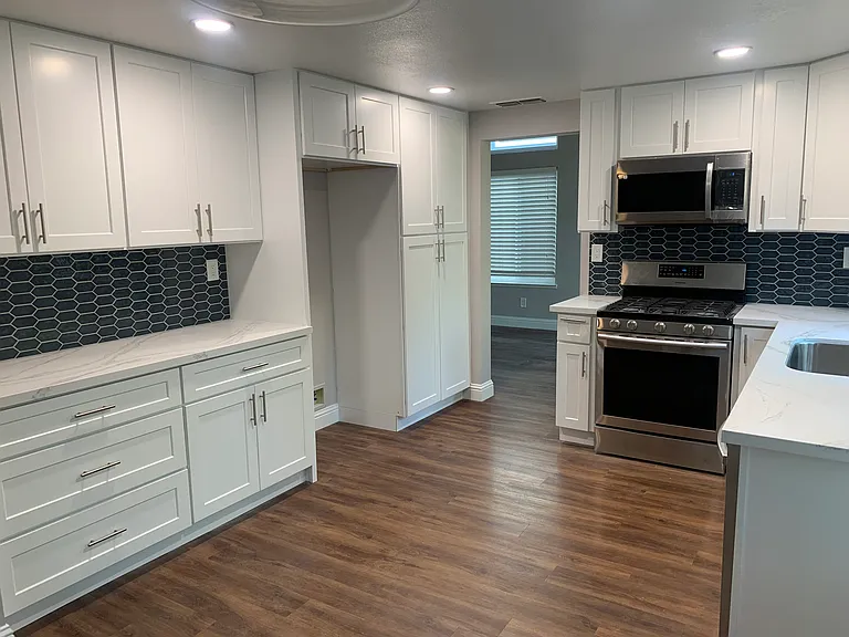 3036 Strand Rd — Photo 2
