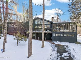 102 Water Lily Ter, Milford, PA 18337