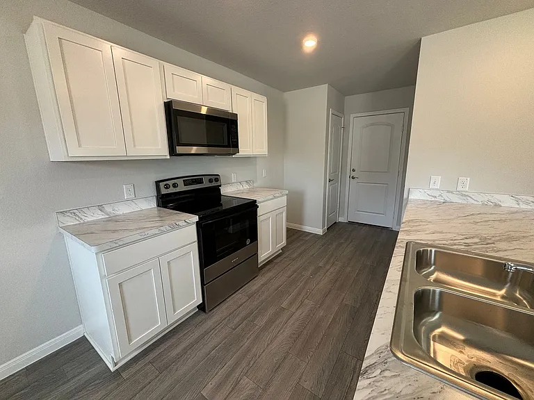 2242 Dry Moss Way — Photo 9