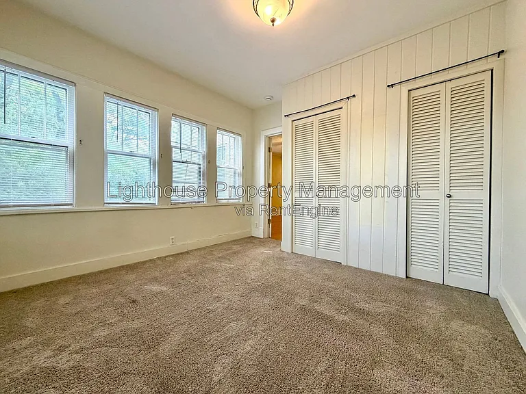 49 Prospect Ave NE #4 — Photo 20