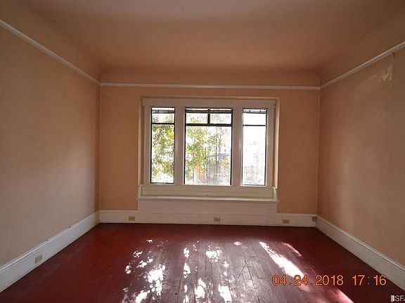 4th image of 1242 41st Ave