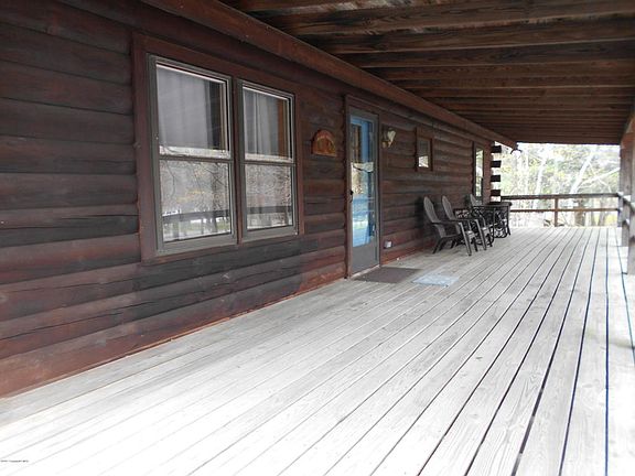 2nd image of 75 Lakeview Dr