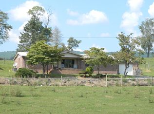 217 Old Wilderness Rd, Saltville, VA 24370