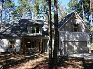 19 Crossroads Estates Dr, Newnan, GA 30263