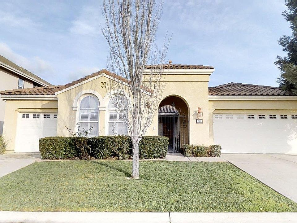 1st image of 141 Lanfranco Cir