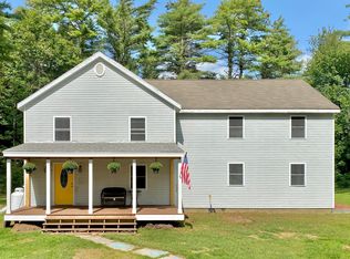 15 Westwind Dr, Topsham, ME 04086