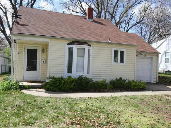 827 SW Watson Ave, Topeka, KS 66606