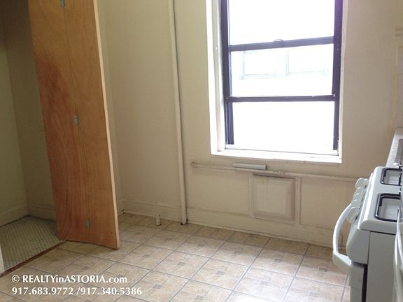 4th image of 3017 34th St APT 3D