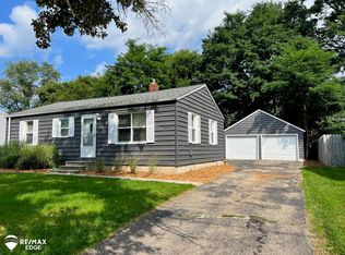 4065 Woodrow Ave, Burton, MI 48509